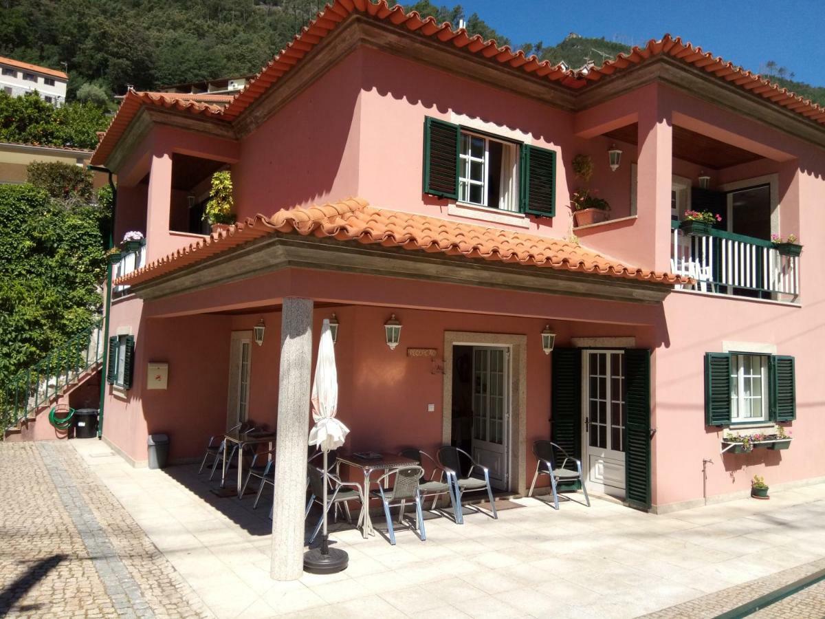 Residencial Ribeiro Hotell Geres Eksteriør bilde