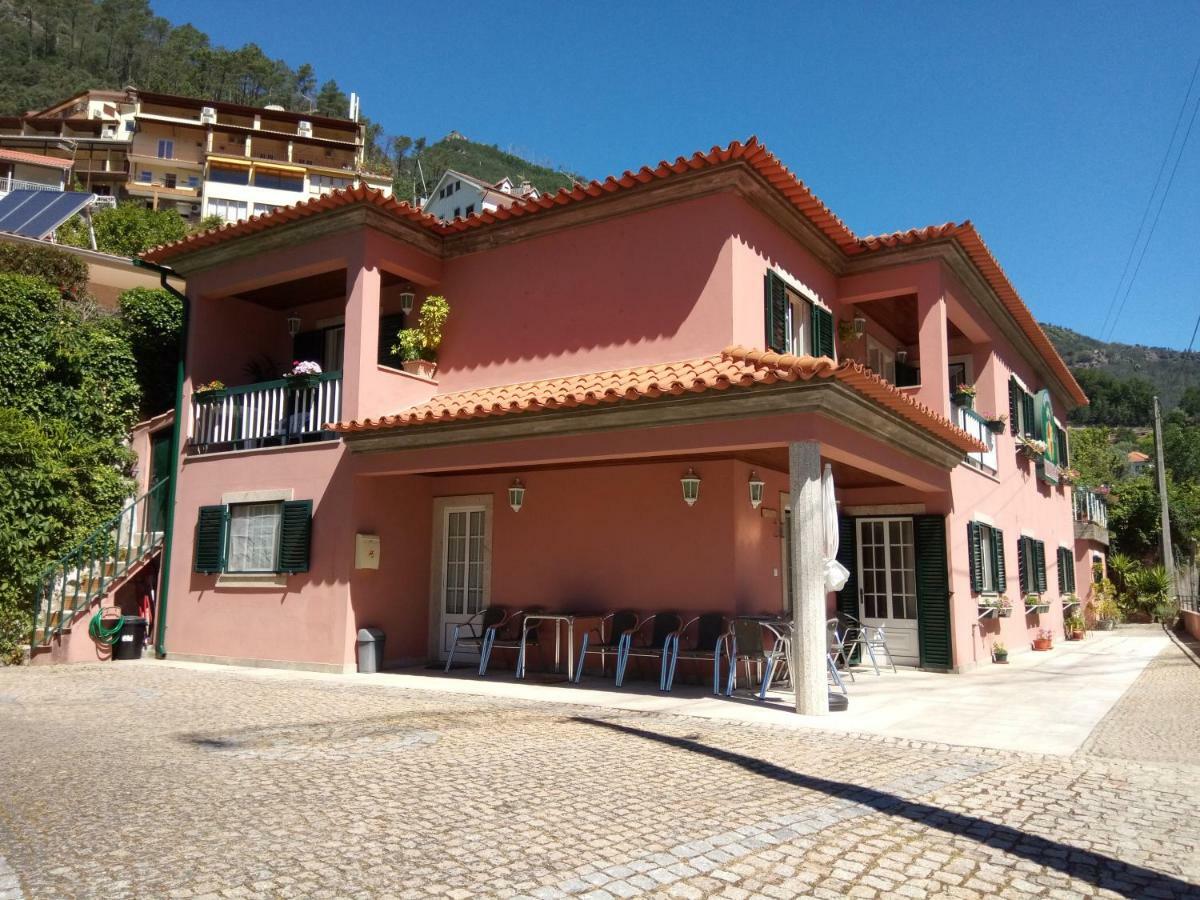 Residencial Ribeiro Hotell Geres Eksteriør bilde